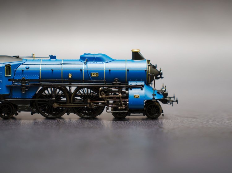 Blaue Miniatur Eisenbahn